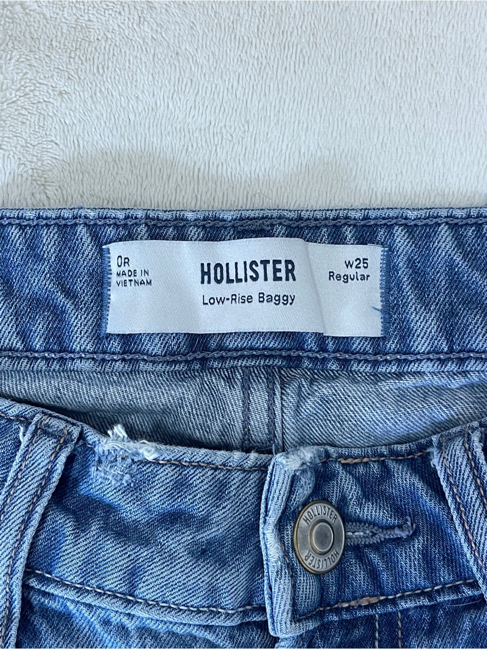 Hollister Women's Low Rise Baggy Wide Leg Jeans Size OR Light Wash Y2K - Picture 5 of 10